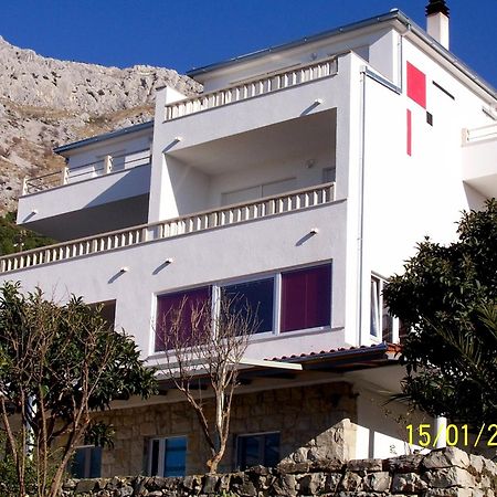Apartments Perdijic Nemira Omis Ngoại thất bức ảnh
