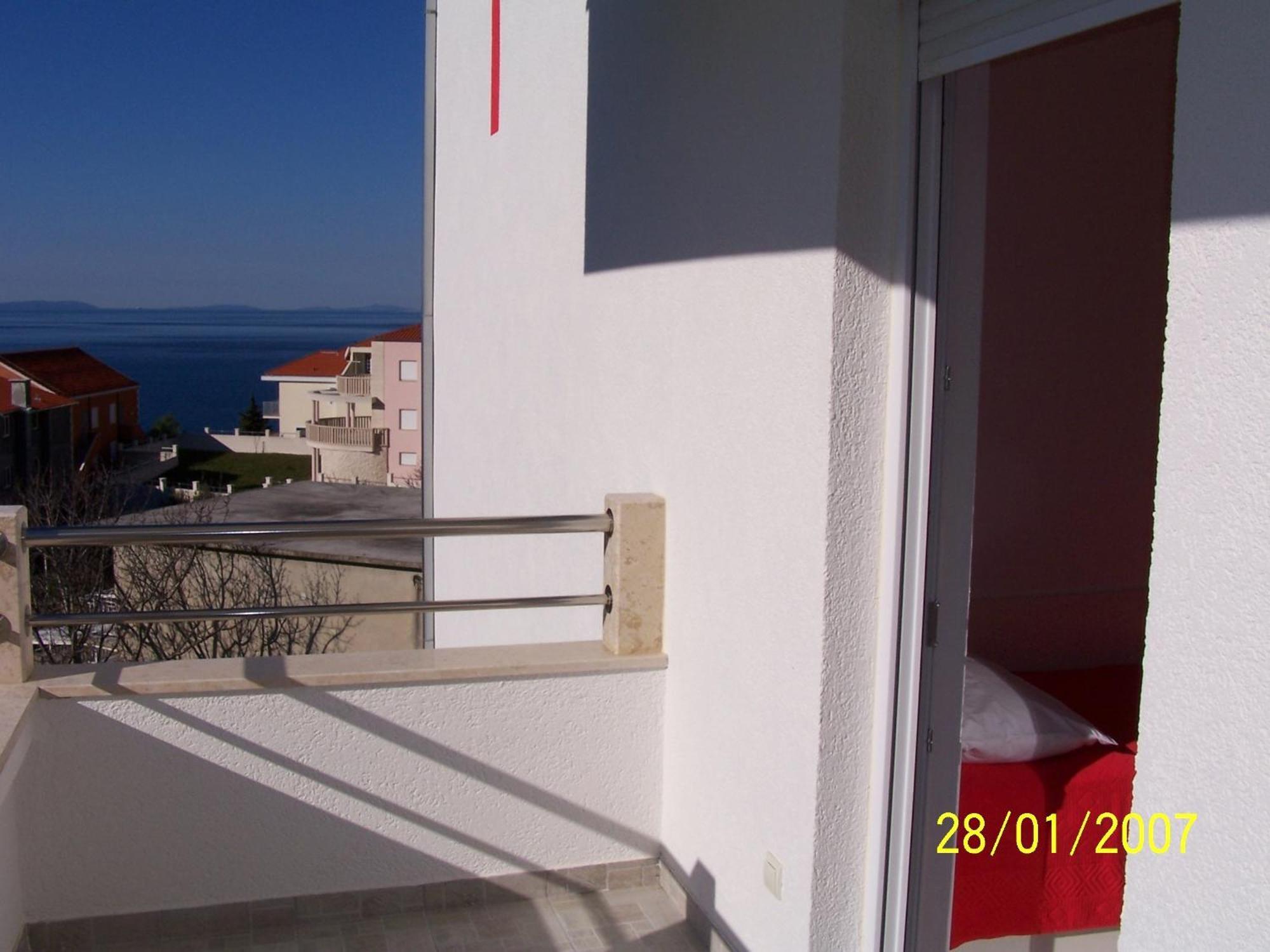 Apartments Perdijic Nemira Omis Ngoại thất bức ảnh